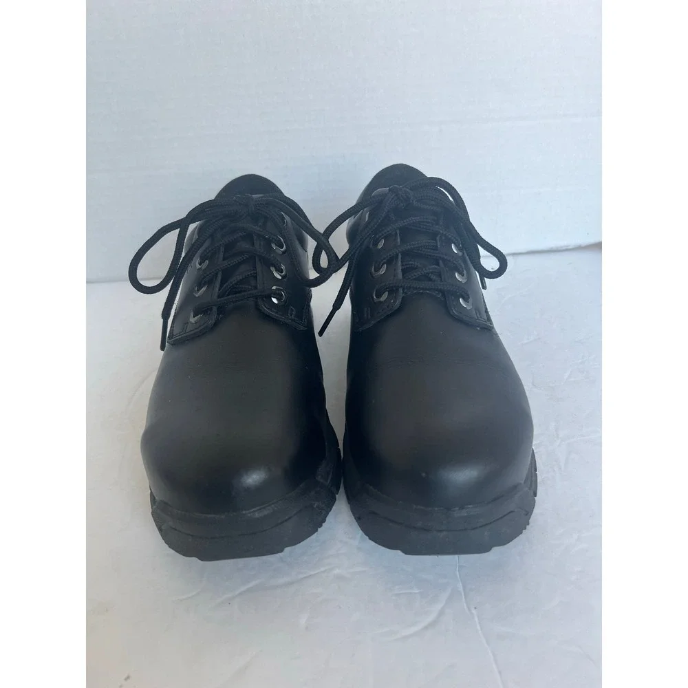 Shoes For Crews gently preloved